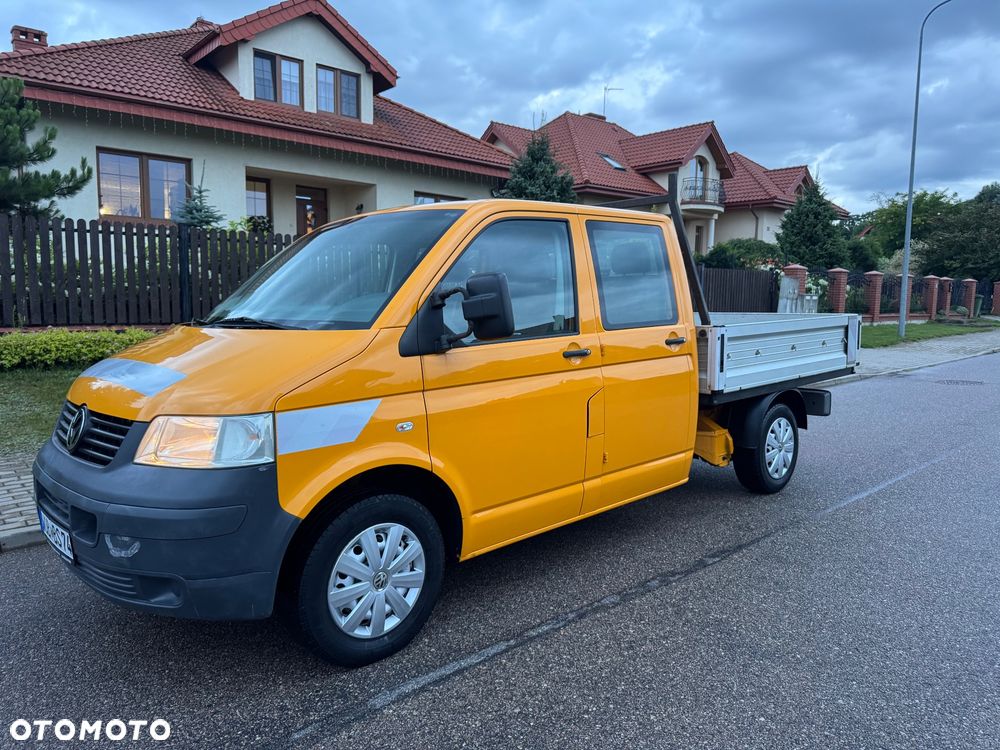 Volkswagen Transporter - 1