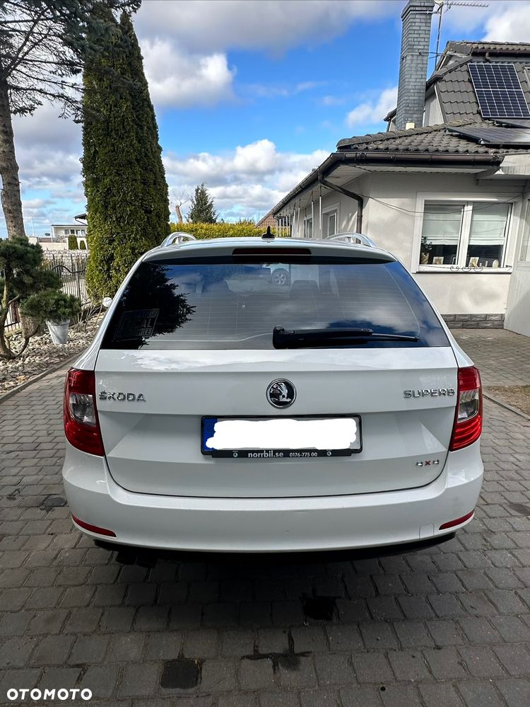 Skoda Superb 2.0 TDI 4x4 Elegance DSG - 5
