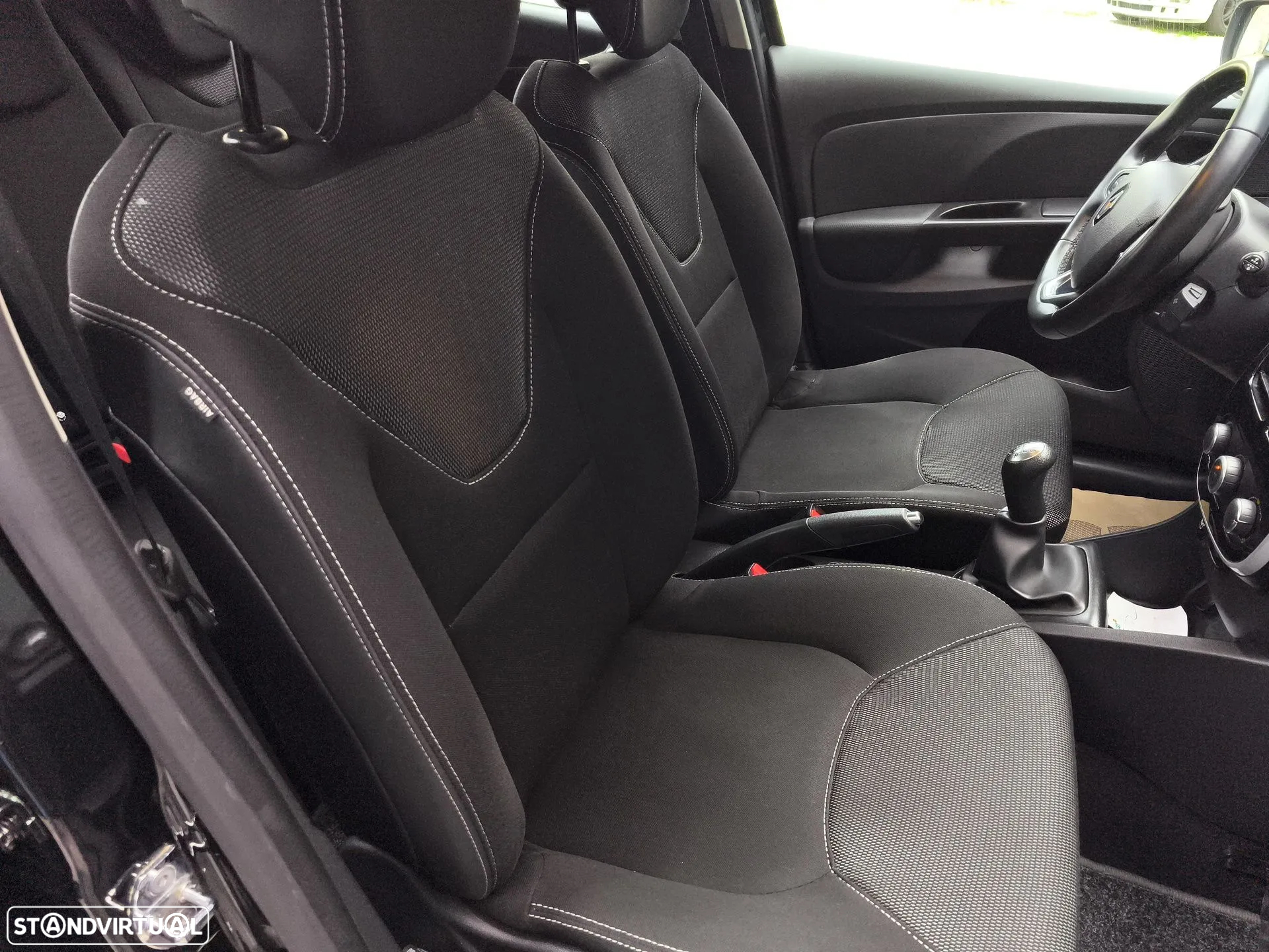 Renault Clio 1.5 dCi Limited - 15