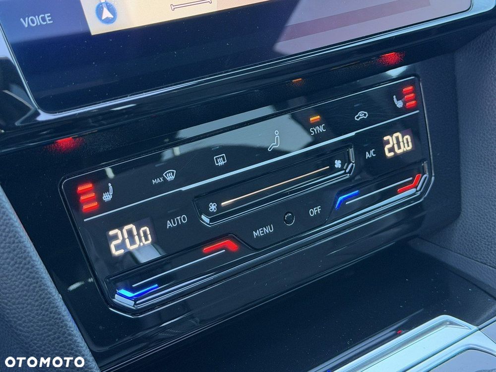 Volkswagen Arteon 2.0 TDI R-Line DSG - 26
