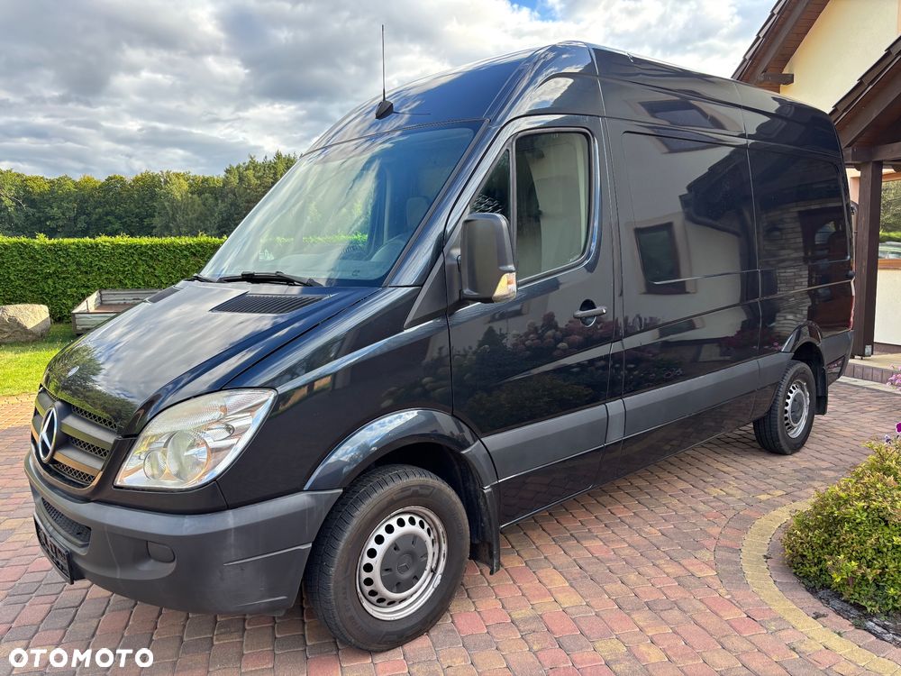 Mercedes-Benz Sprinter - 1
