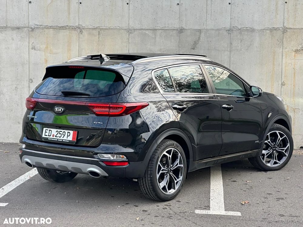 Kia Sportage 2.0 CRDI AWD Eco-Dynamics+ (48V M-H) Aut. GT LINE - 4