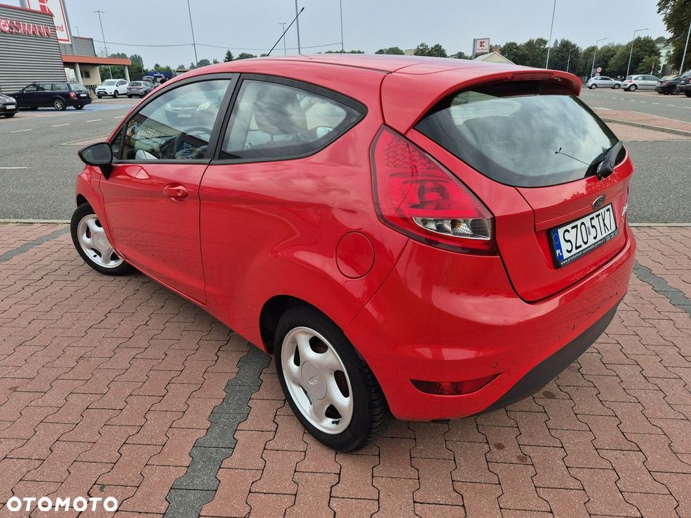 Ford Fiesta 1.25 Trend - 8
