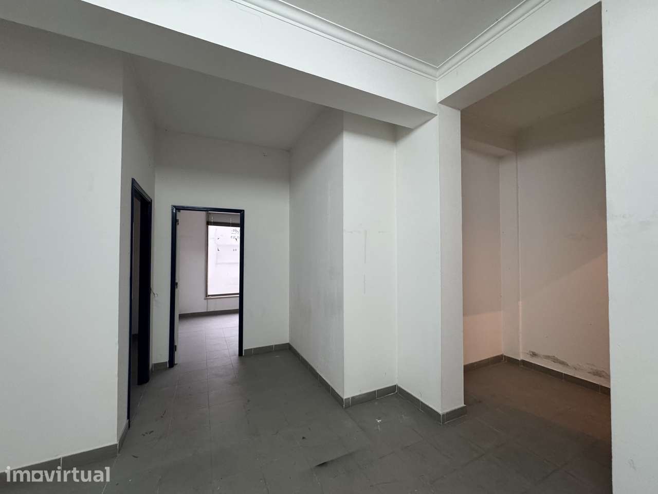 Escritório/Comércio com Montra em Chamusca - 80m² - Grande imagem: 4/11