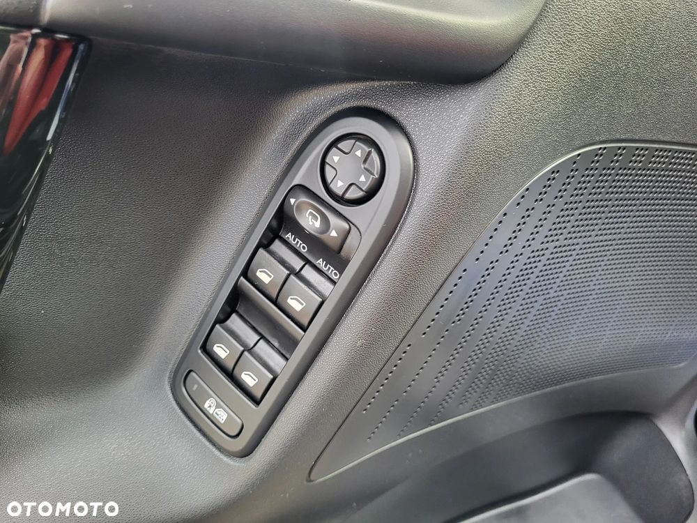 Citroën C3 VTi 120 Red Block - 19