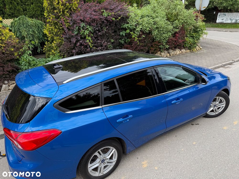 Ford Focus 1.5 EcoBlue Start-Stopp-System TITANIUM DESIGN - 19