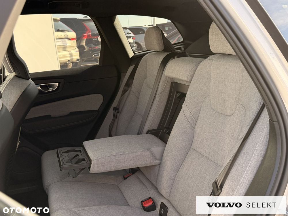 Volvo XC 60 - 30