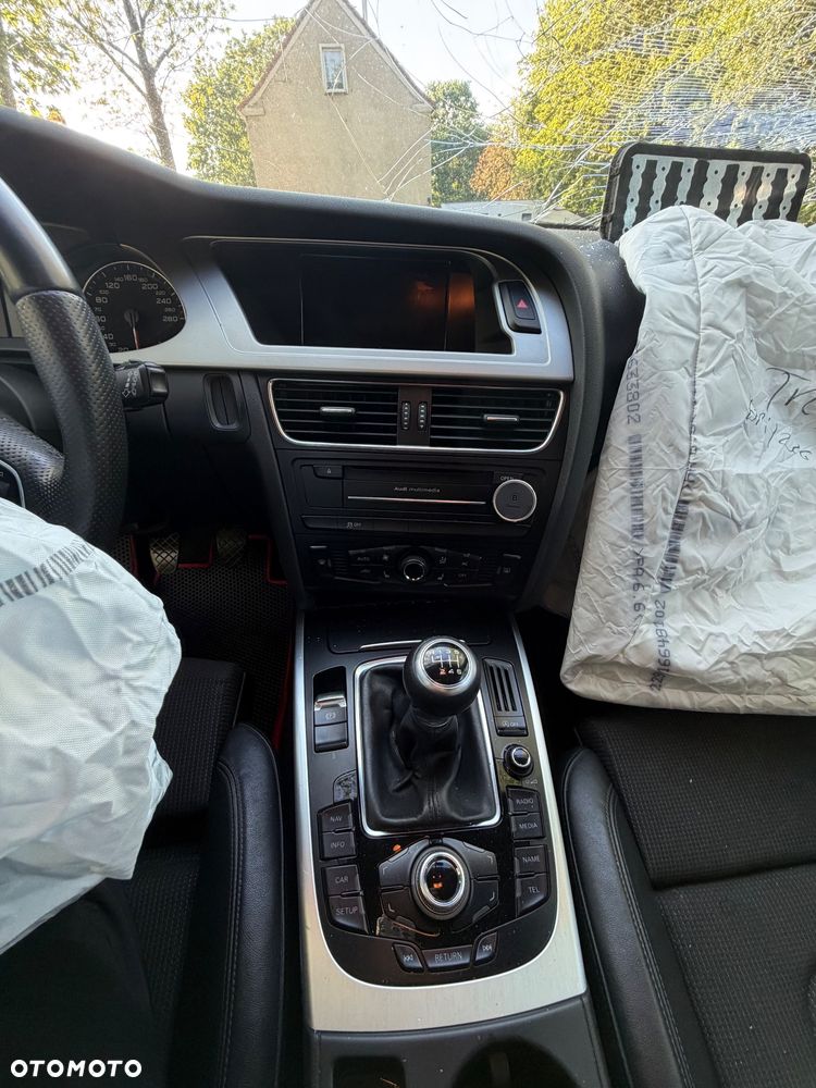 Audi A4 Avant 2.0 TDI DPF - 2