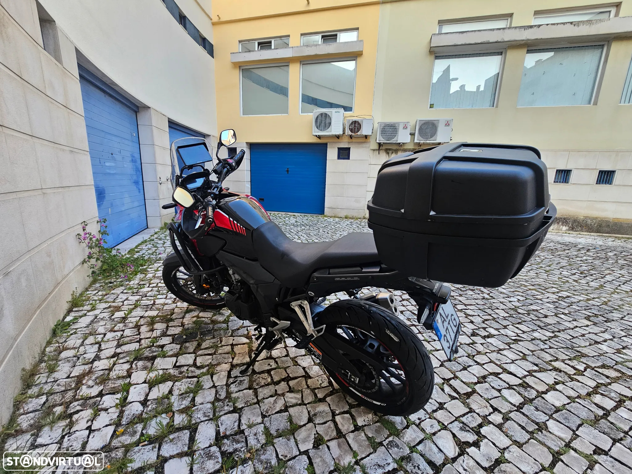 Honda CB 2022 - 4
