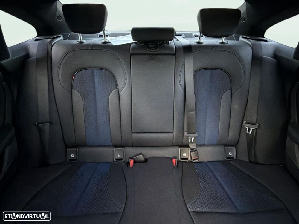 BMW 216 Gran Coupé - 13