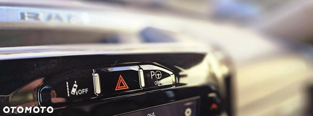 RAM 1500 5.7 Crew Cab Laramie - 25