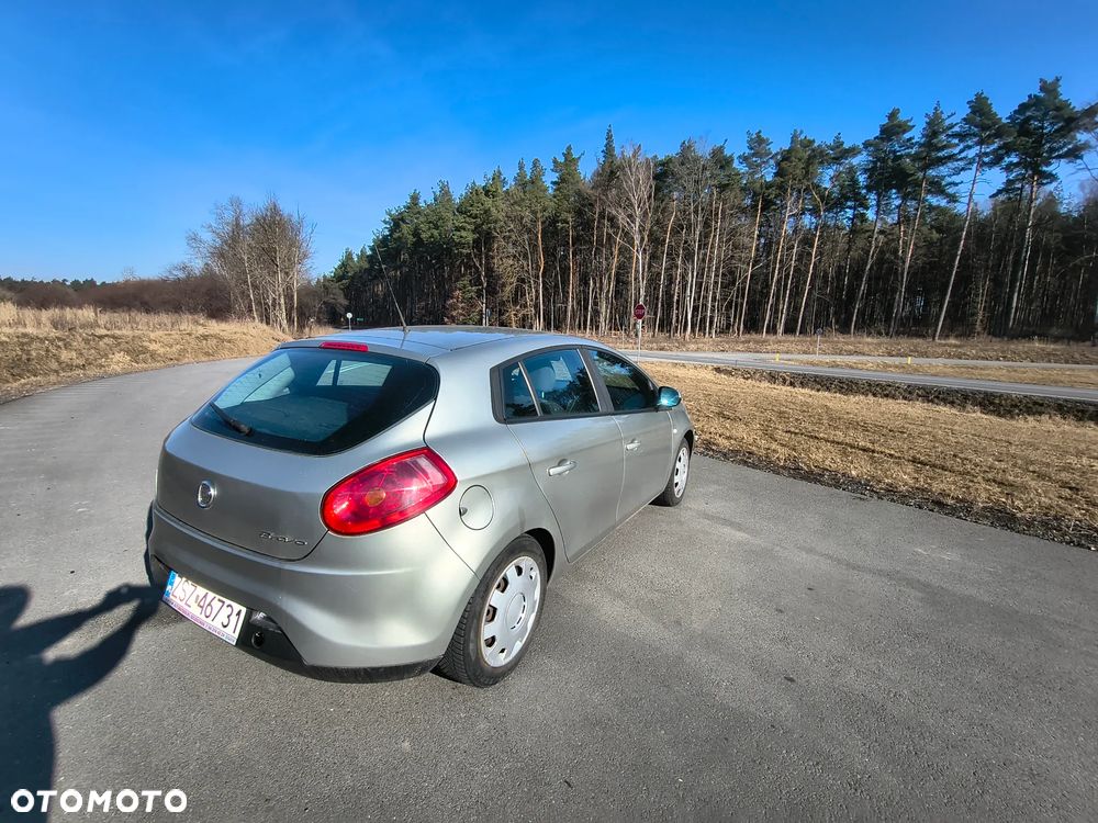 Fiat Bravo 1.9 Multijet 16V Dynamic - 4
