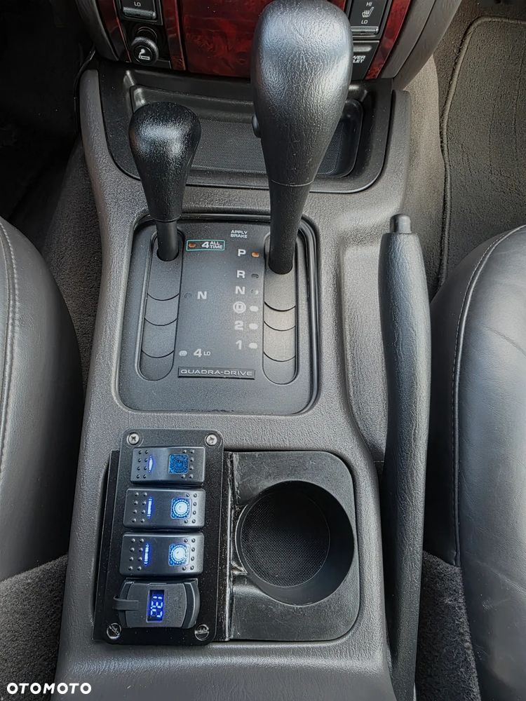 Jeep Grand Cherokee - 18