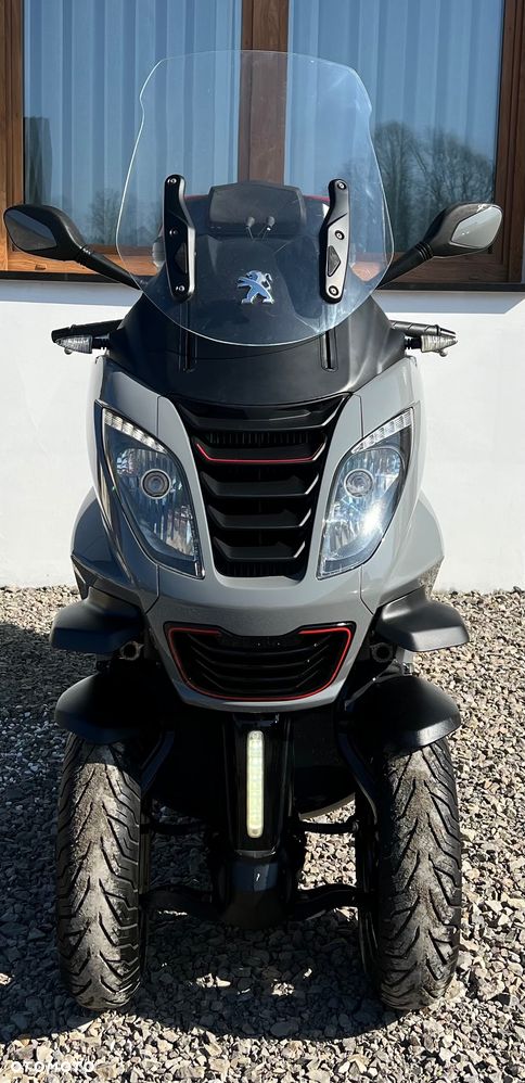 Peugeot Metropolis - 12