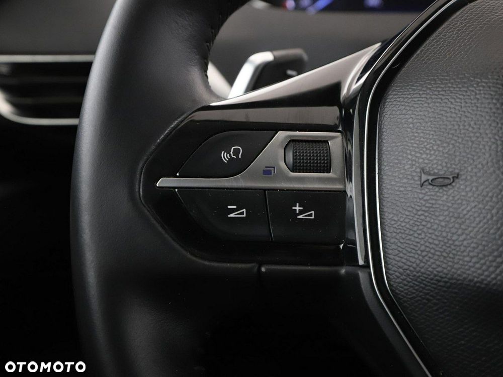 Peugeot 3008 BlueHDi 130 Stop & Start EAT8 Active Business-Paket - 32