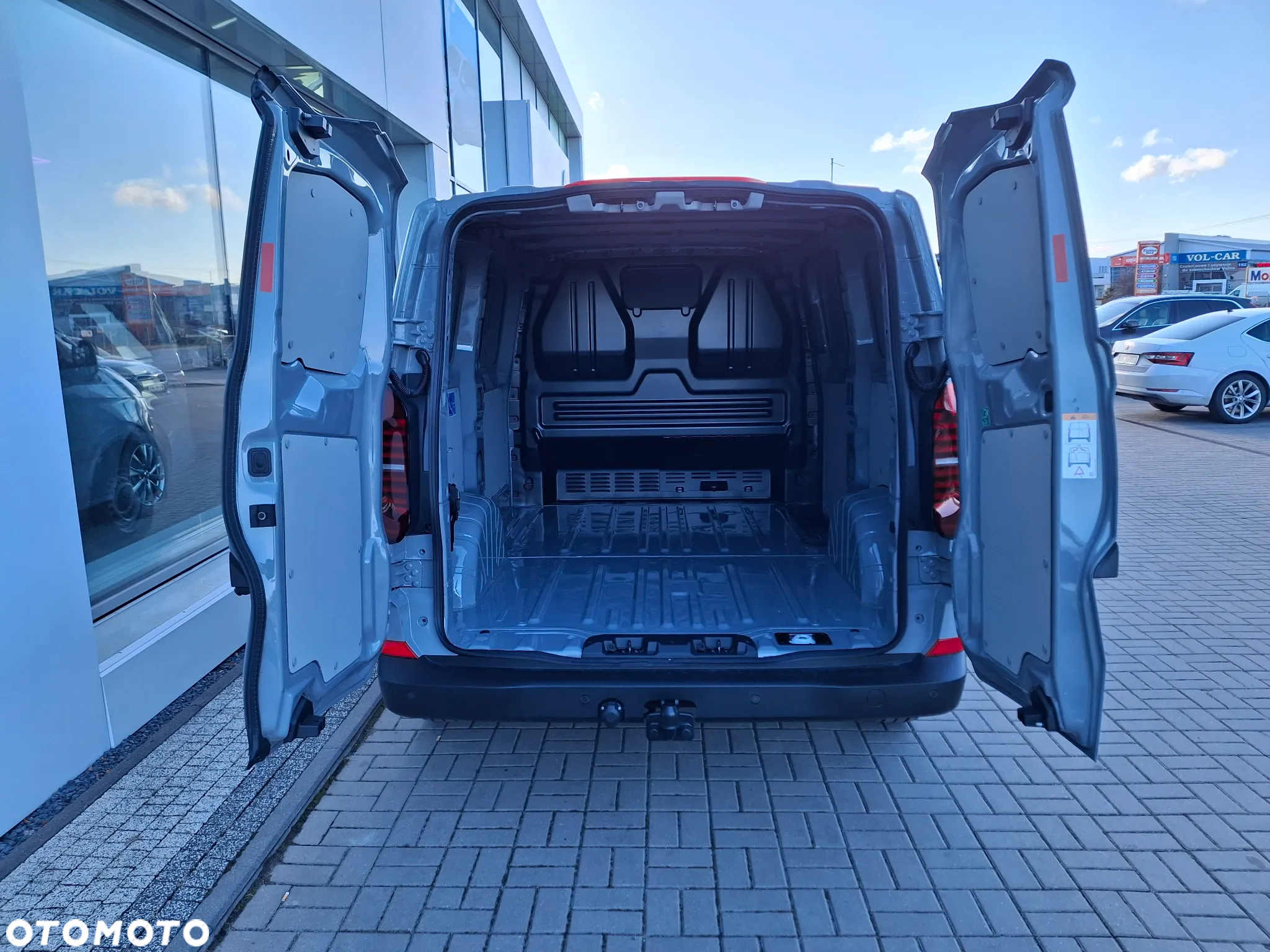 Volkswagen Transporter - 7