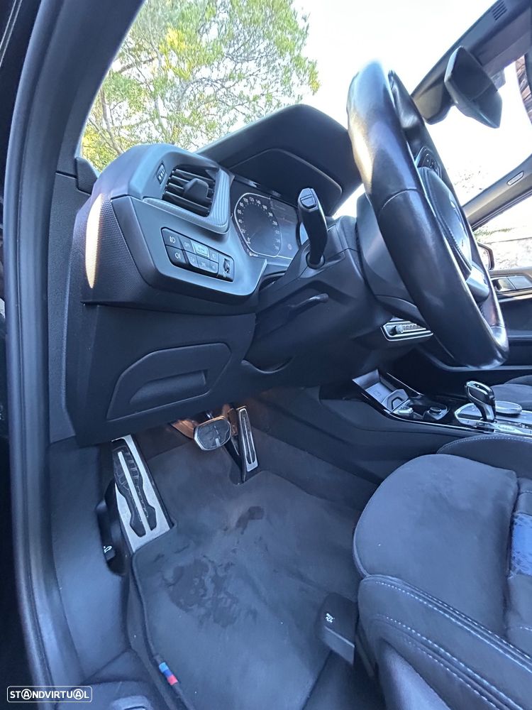 BMW 116 d Pack Desportivo M Auto - 24