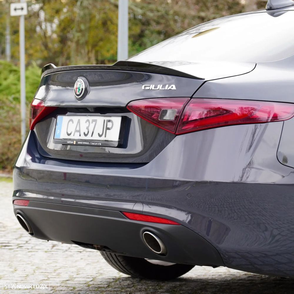 Alfa Romeo Giulia 2.2 D AT8 - 42