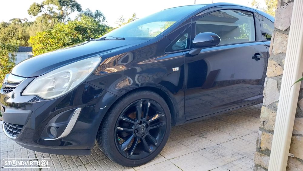 Opel Corsa 1.2 Black Edition - 2