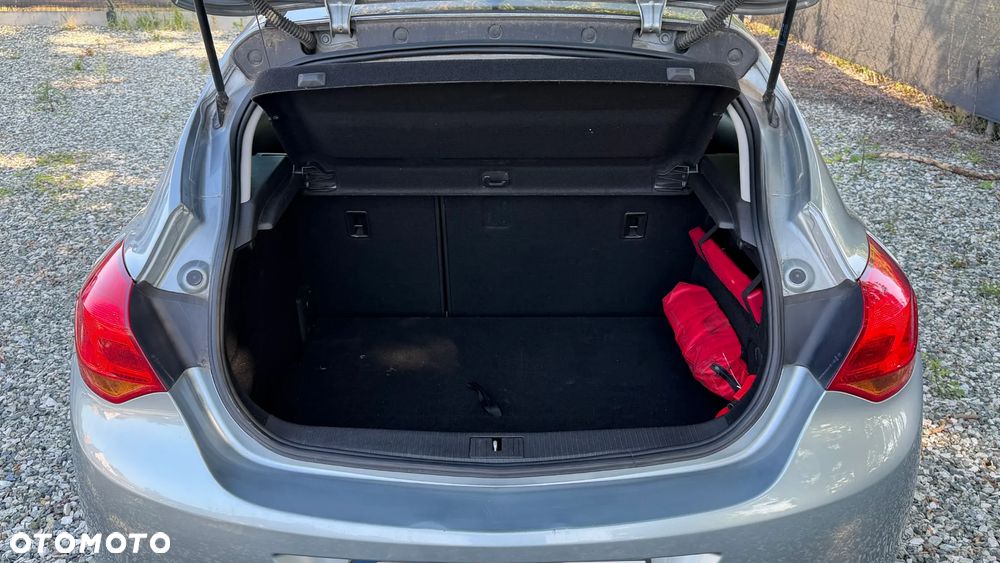 Opel Astra 1.6 Enjoy - 16