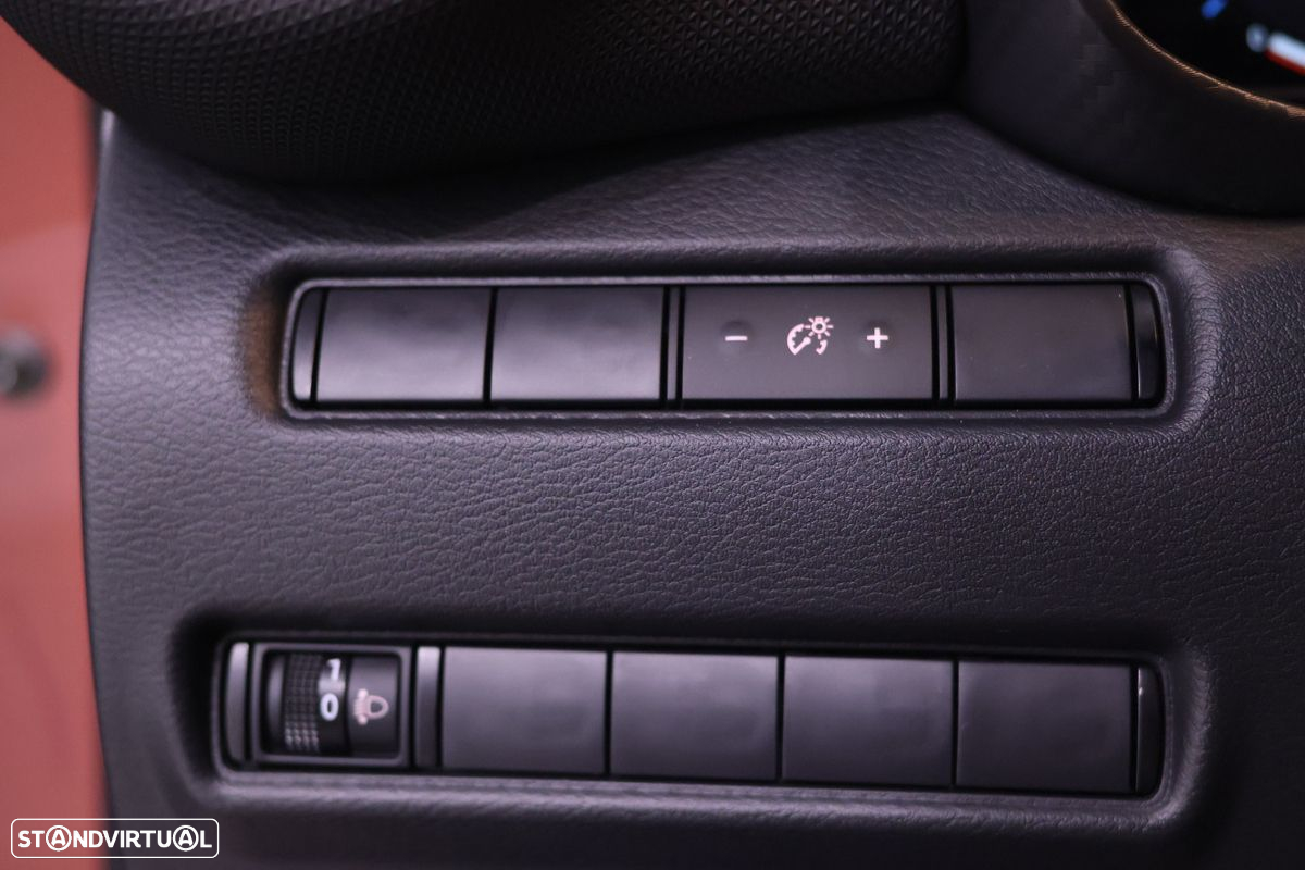 Nissan Juke 1.6 Hybrid N-Connecta - 17