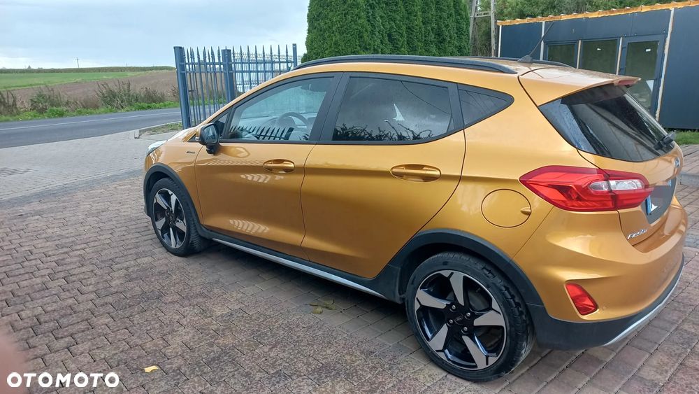 Ford Fiesta 1.0 EcoBoost SYNC Edition - 6