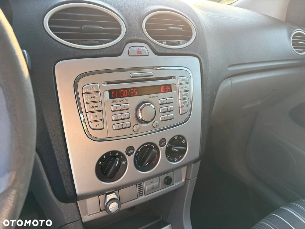 Ford Focus 1.6 Amber X - 5