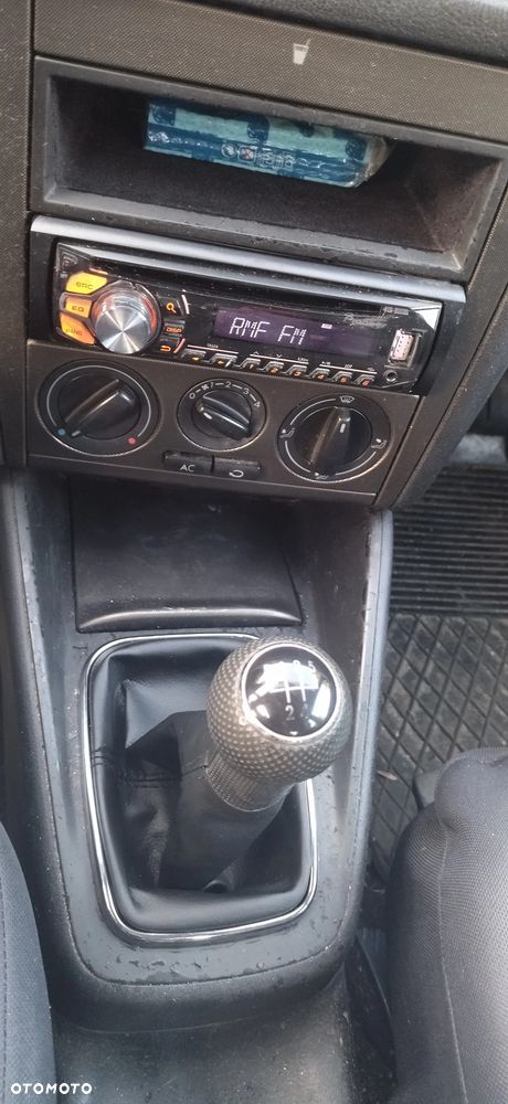 Volkswagen Bora 1.9 TDI - 8