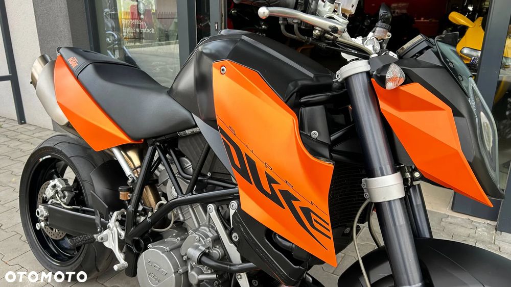 KTM Super Duke - 22