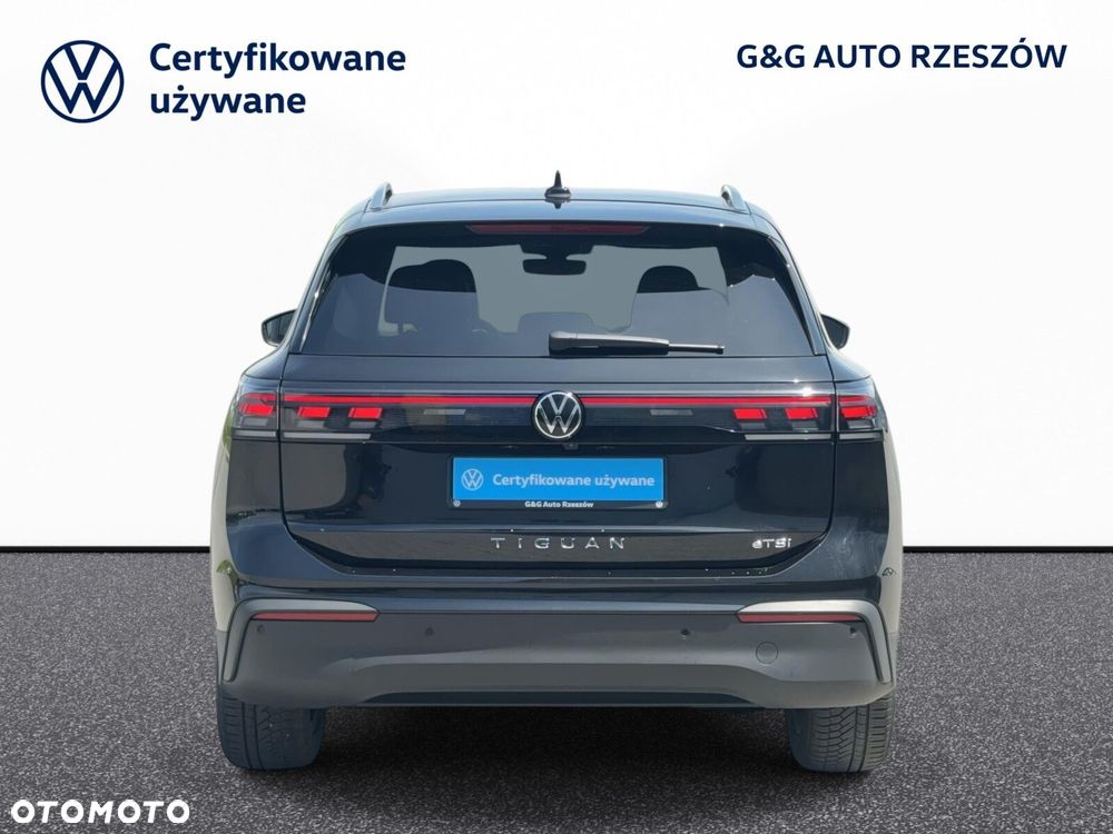 Volkswagen Tiguan - 13