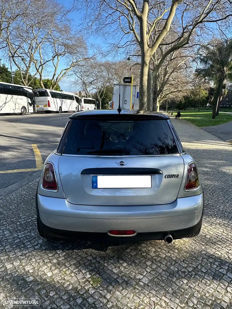 MINI 3 Portas Cooper D - 6