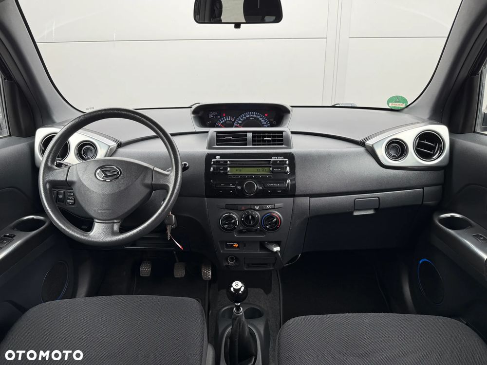 Daihatsu Materia - 13