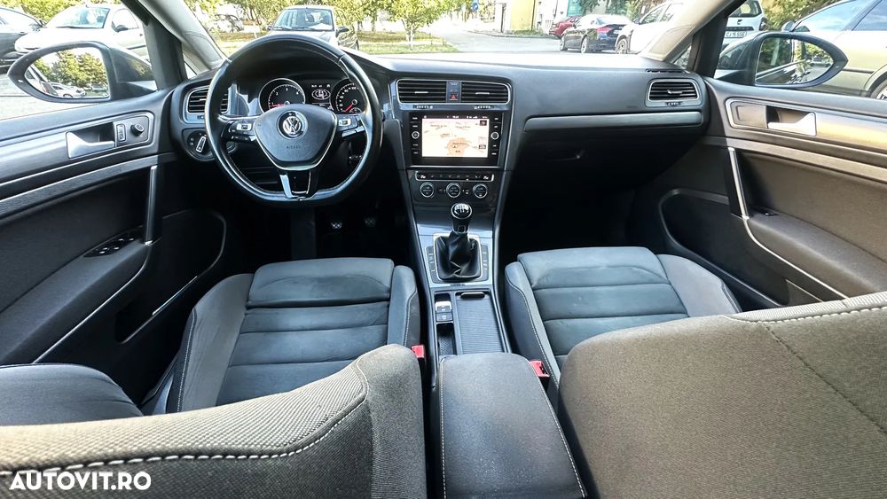 Volkswagen Golf 1.6 TDI (BlueMotion Technology) Trendline - 27