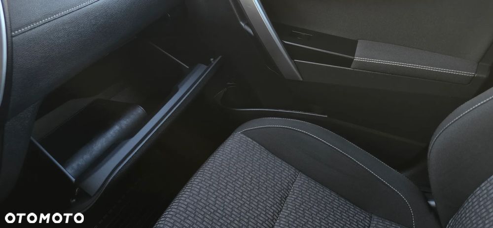 Toyota Auris 1.8 HSD Prestige - 21