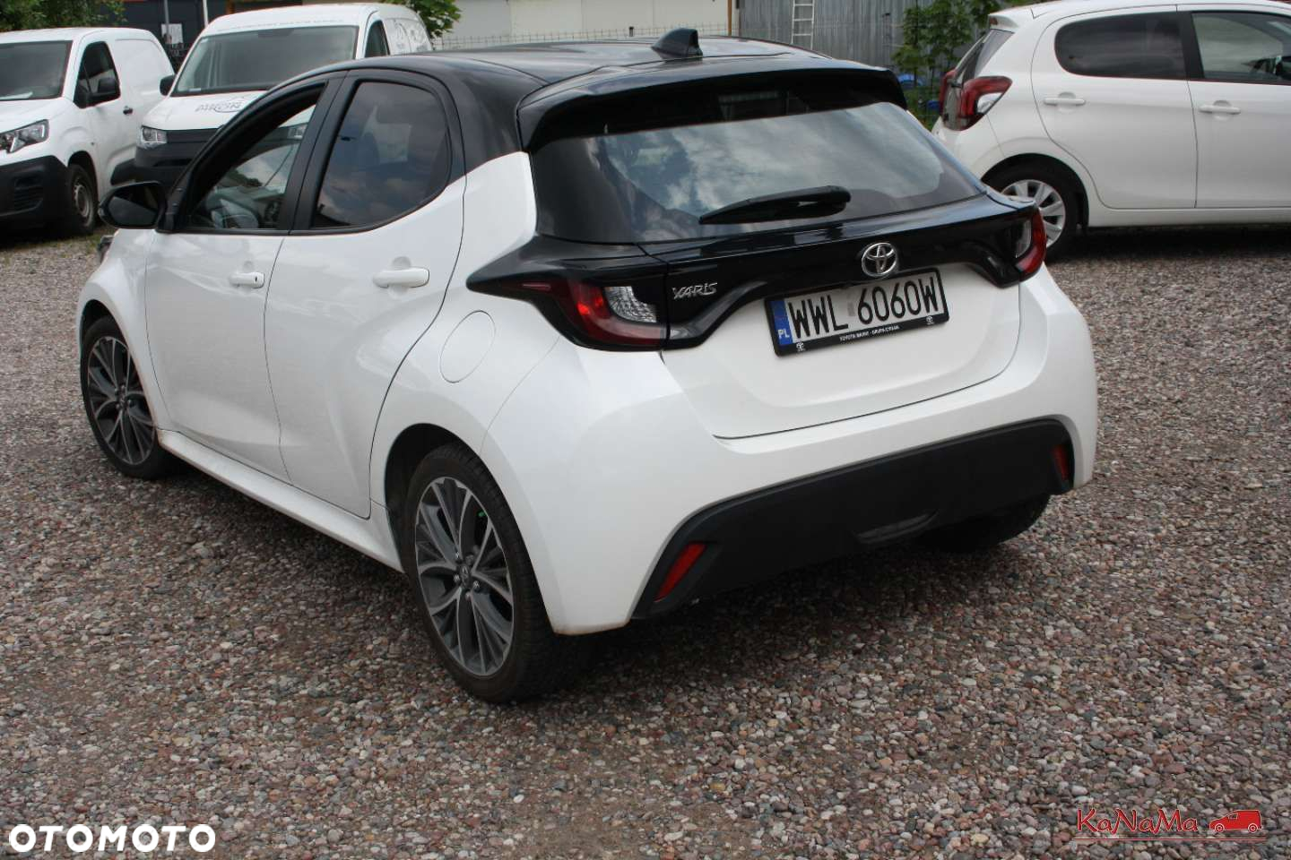 Toyota Yaris - 10