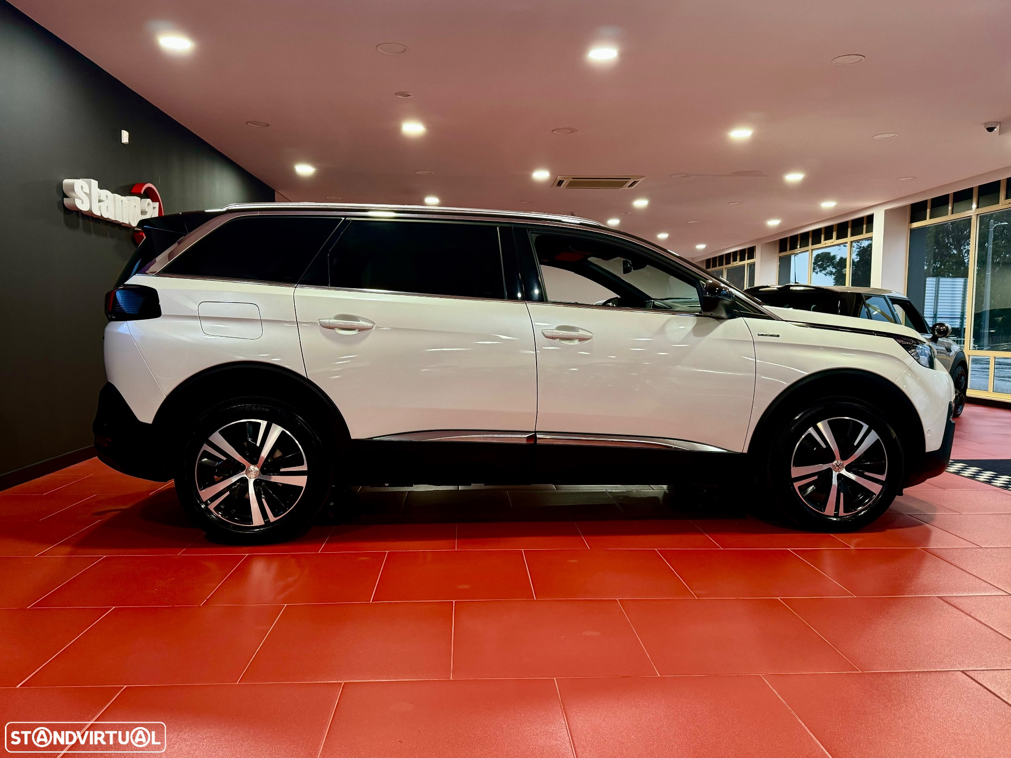 Peugeot 5008 1.6 BlueHDi GT Line EAT6 - 17