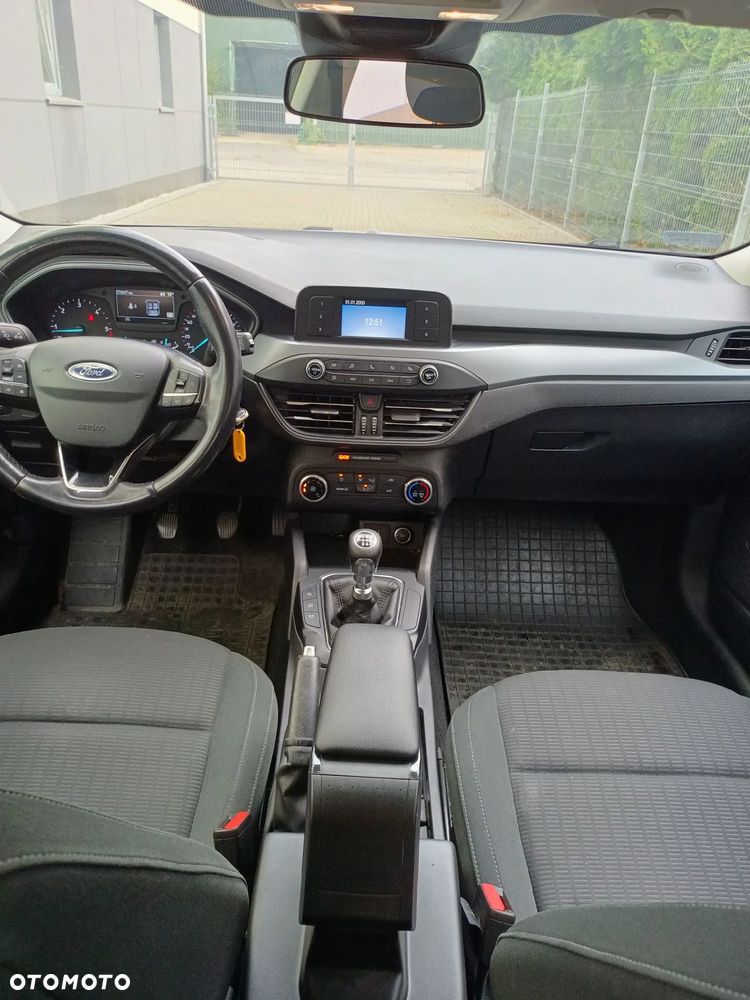 Ford Focus - 13