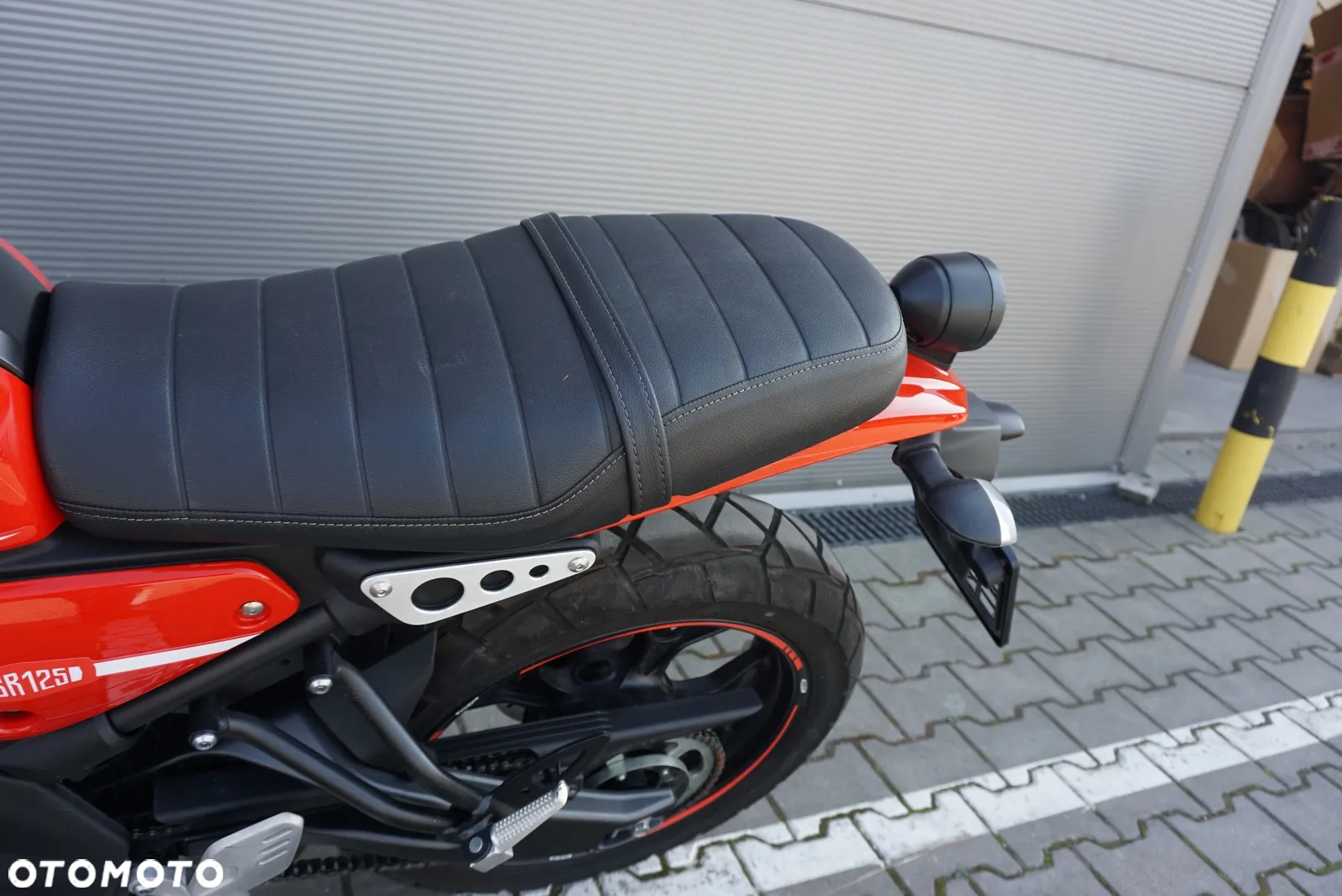 Yamaha XSR - 15