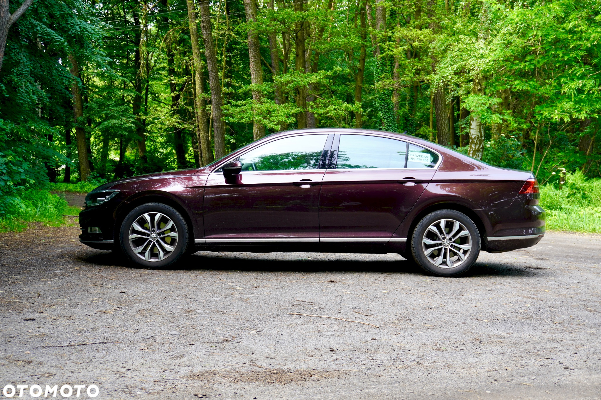 Volkswagen Passat 1.8 TSI BMT Comfortline - 11