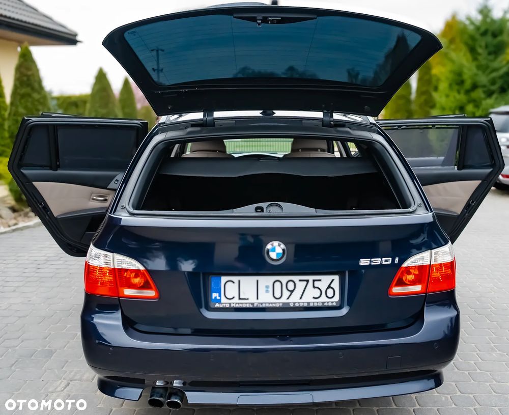 BMW Seria 5 530i - 25