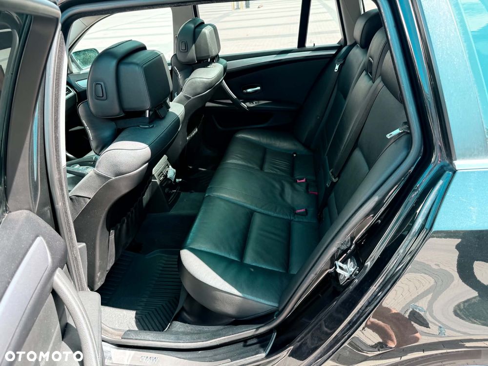 BMW Seria 5 520d - 15