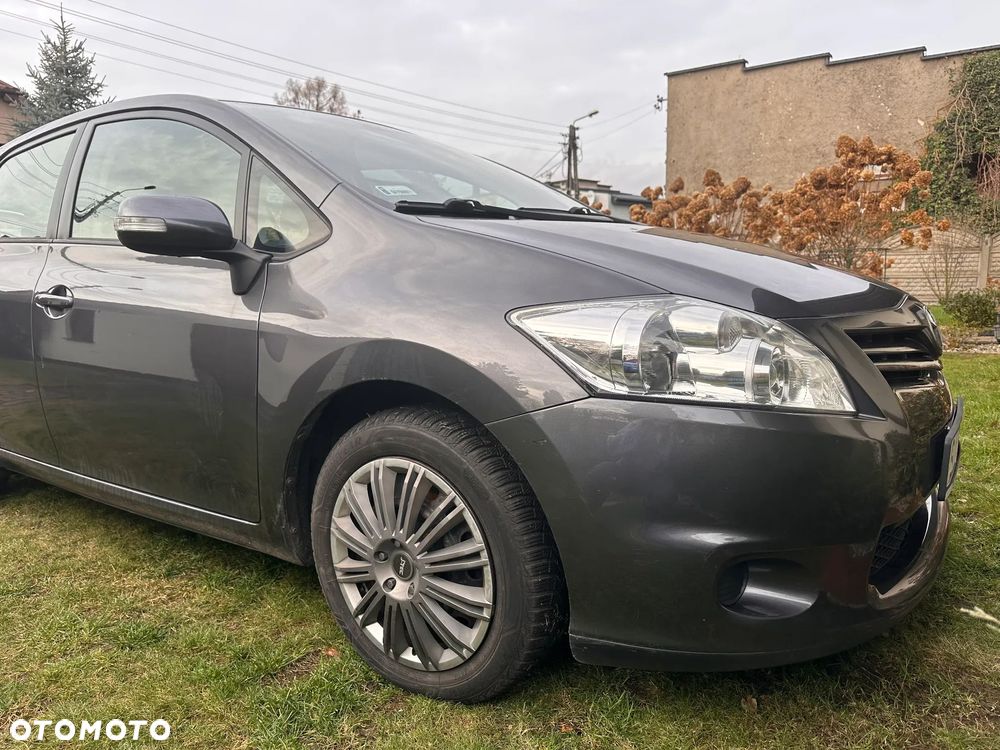 Toyota Auris 1.33 VVT-i Life - 2
