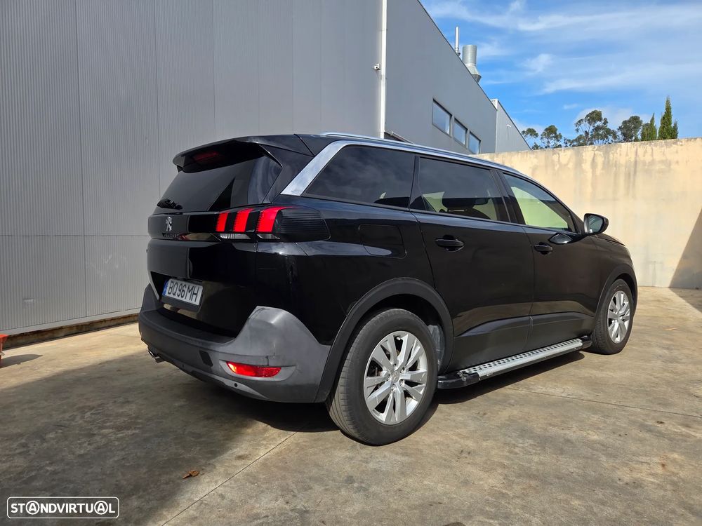 Peugeot 5008 - 1
