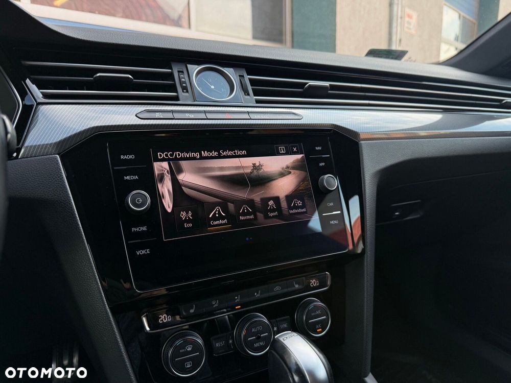 Volkswagen Arteon 2.0 TDI SCR R-Line DSG - 19