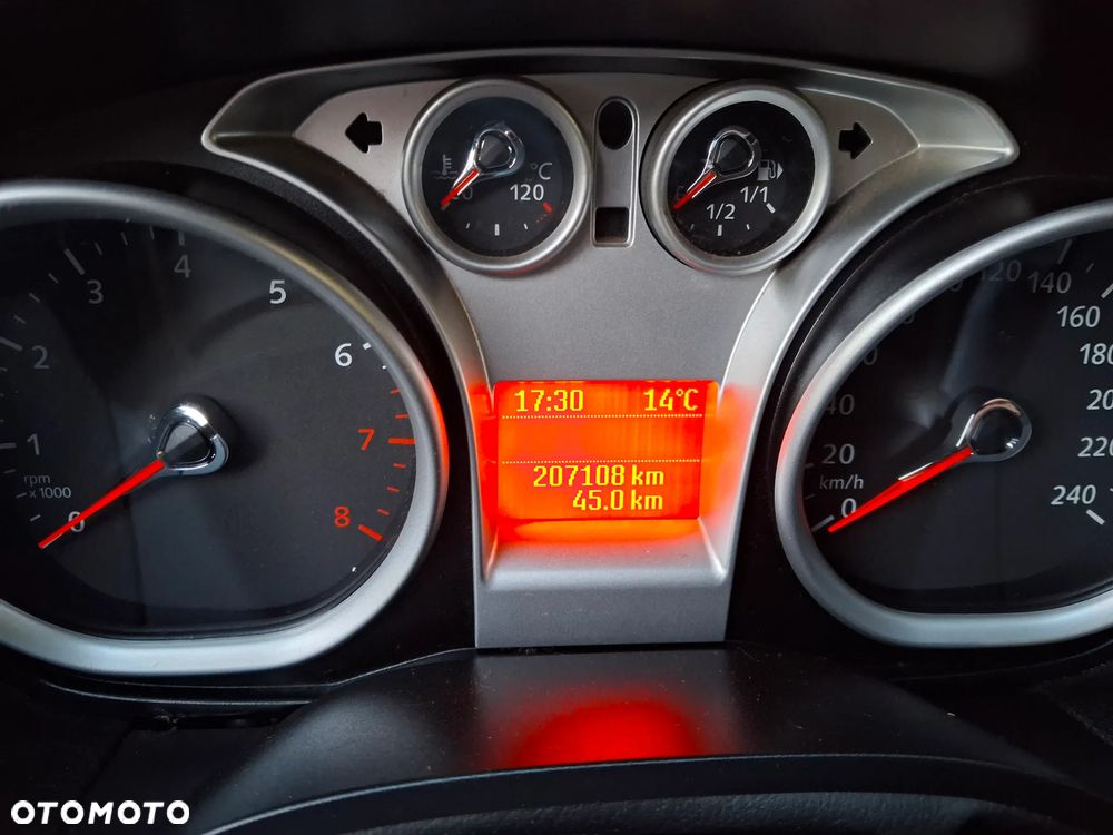 Ford C-MAX - 14