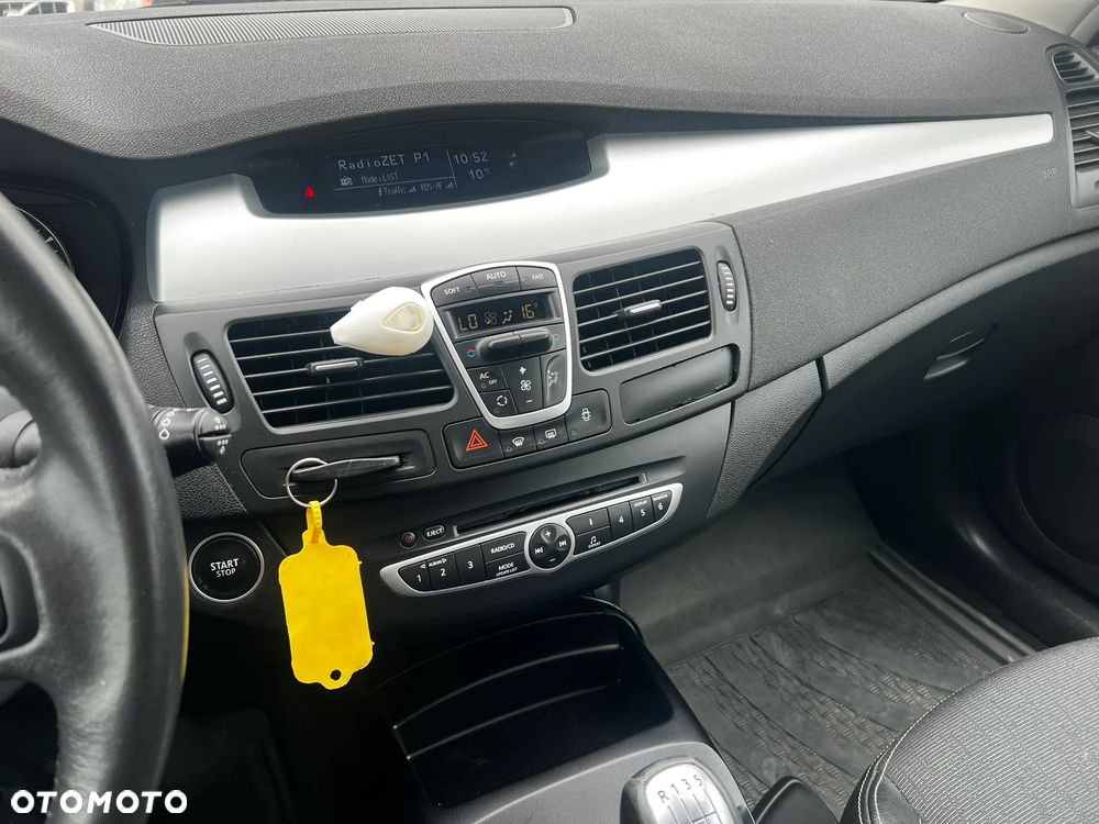 Renault Laguna 2.0 Expression - 8