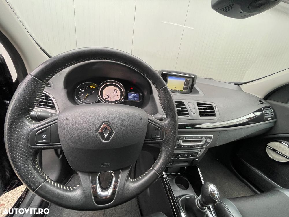 Renault Megane ENERGY dCi 130 Start & Stop Bose Edition - 16