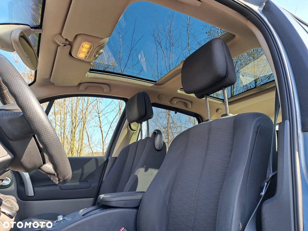 Renault Scenic - 5