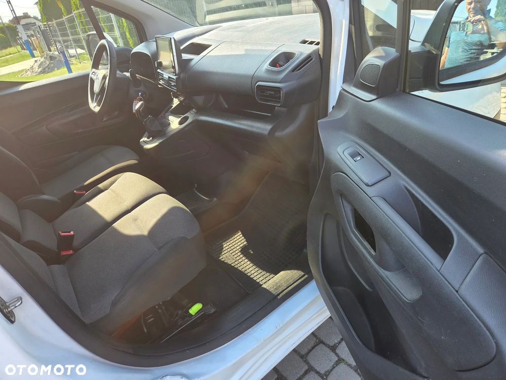 Opel COMBO - 6