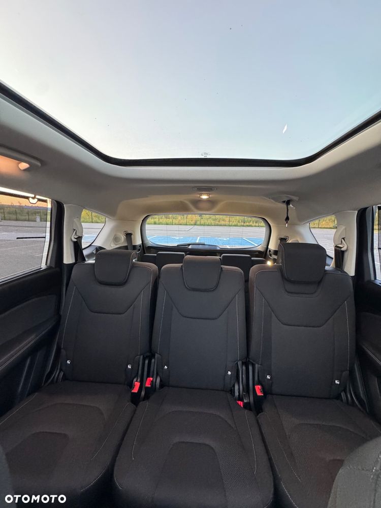 Ford S-Max 2.0 TDCi Titanium - 16